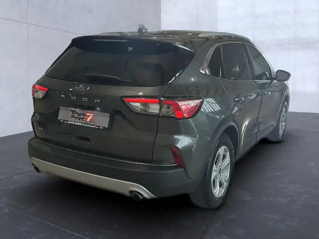 Ford Kuga view 5