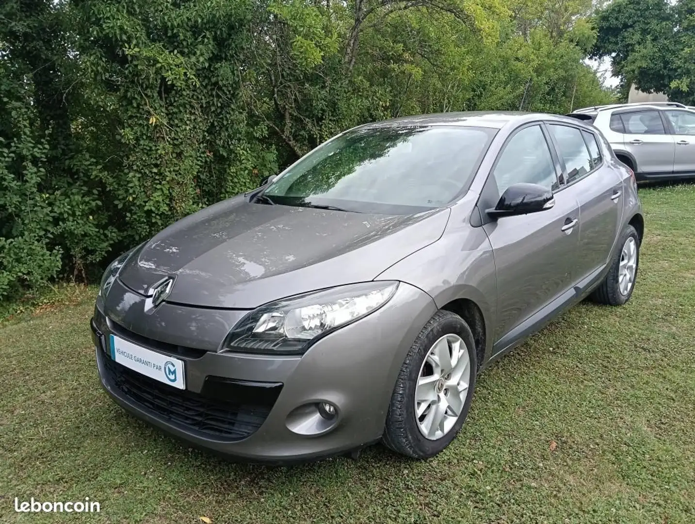 Renault Megane Mégane III 1.6l 16v 110cv BioEthanol Révisée & Gar Gris - 1
