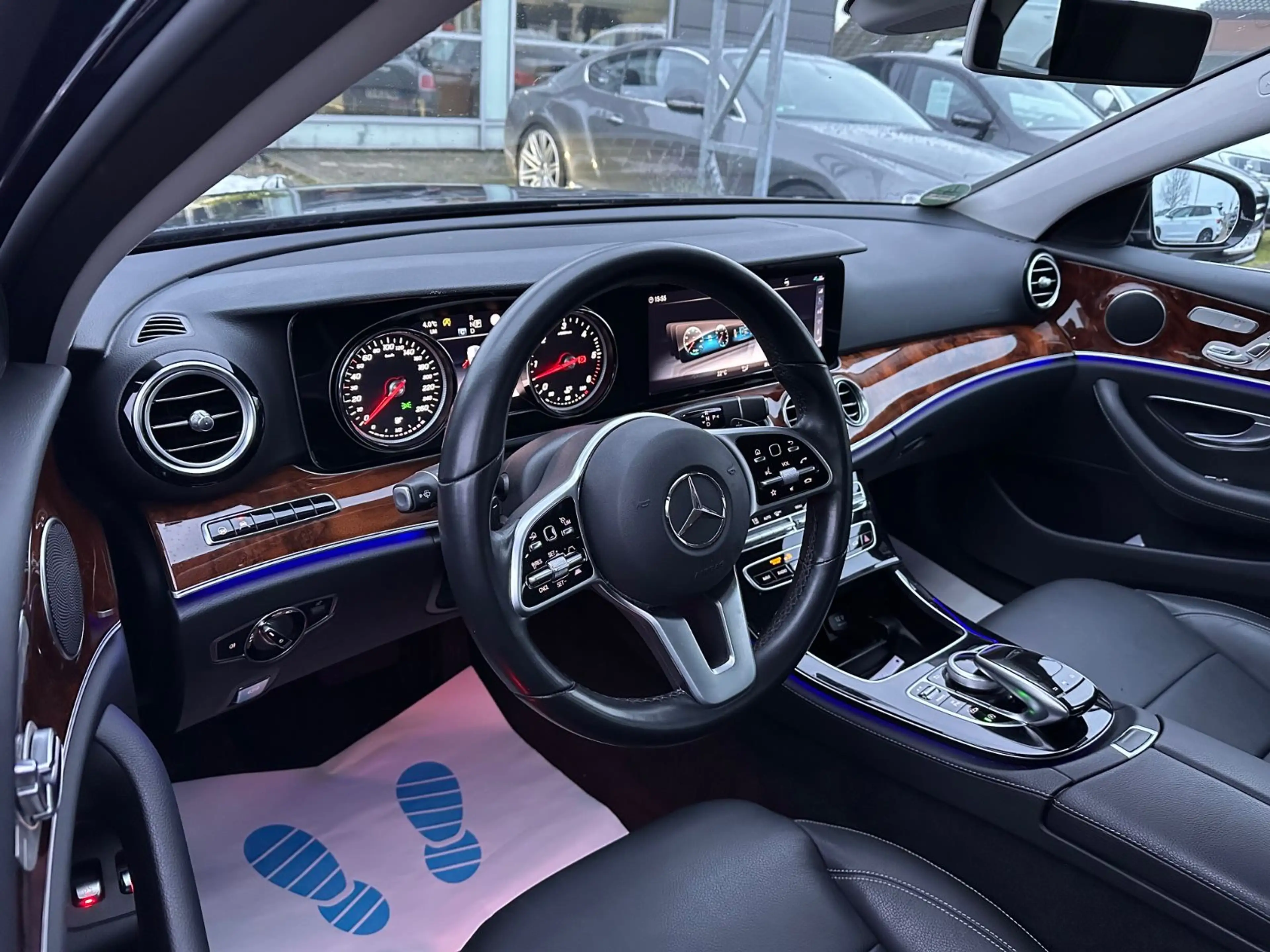 Mercedes-Benz E 400 d T-Modell 4Matic Exclusive*MULTIBEAM*KAMER — photo 9