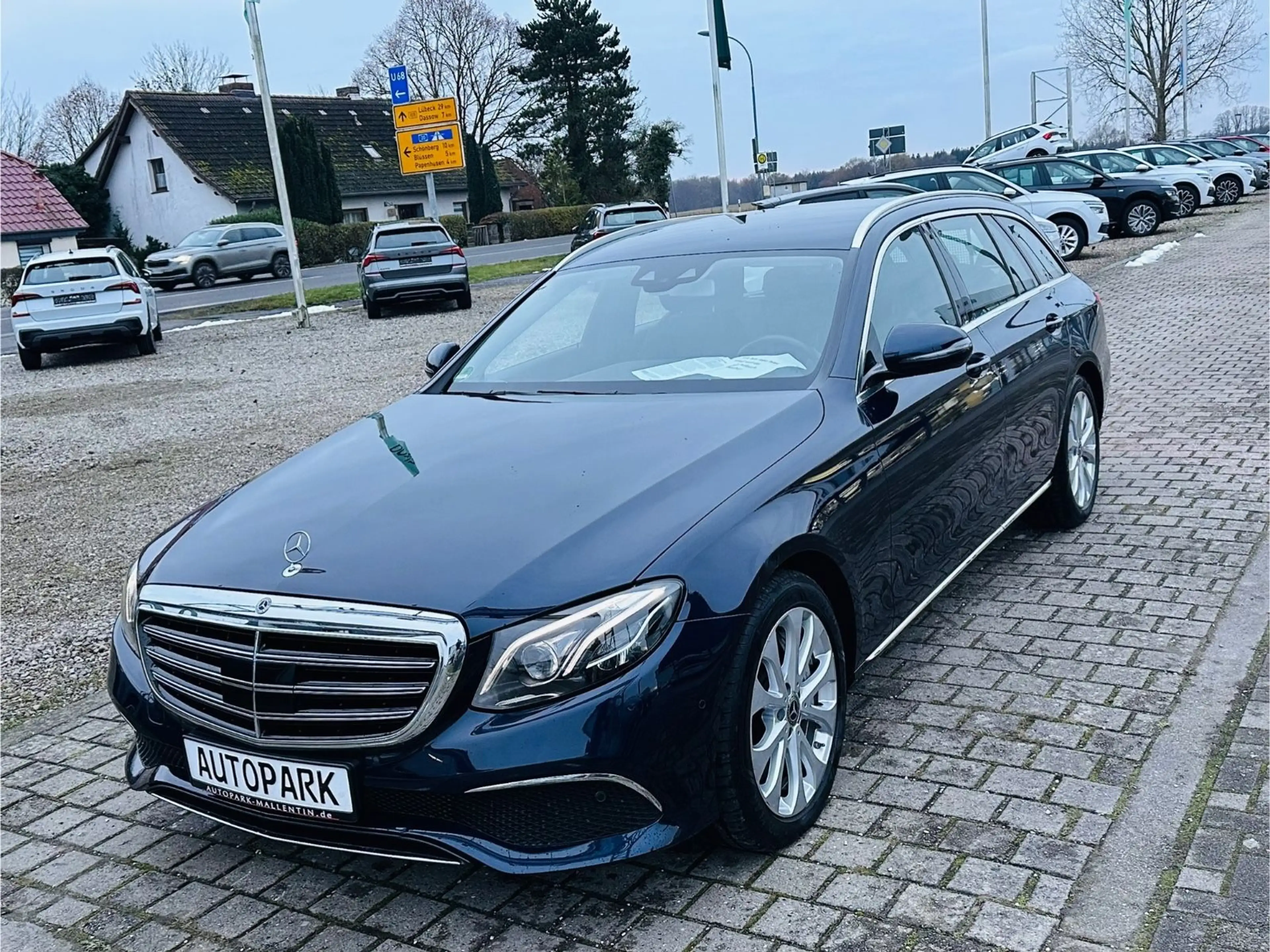 Mercedes-Benz E 400 d T-Modell 4Matic Exclusive*MULTIBEAM*KAMER — photo 3