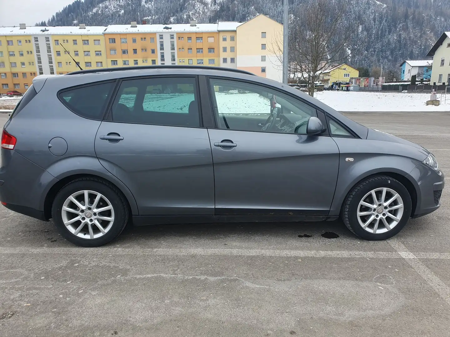SEAT Altea XL 1.6 TDI DPF CR Ecomotive Reference Copa - 1