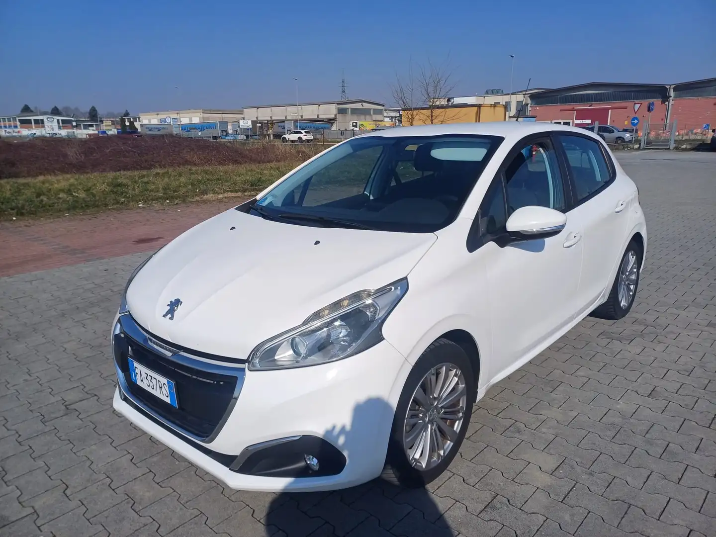 Peugeot 208 5p 1.2 puretech Allure 82cv Bianco - 1