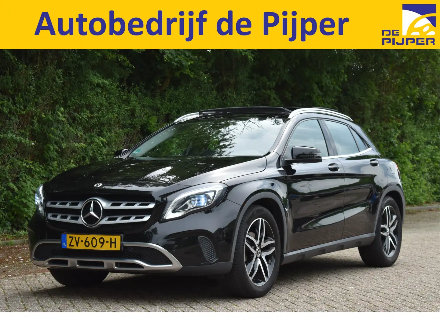 Mercedes-Benz GLA 180 PREMIUM PLUS Onderh.historie | Pano.dak | Sportsto Zwart - 1