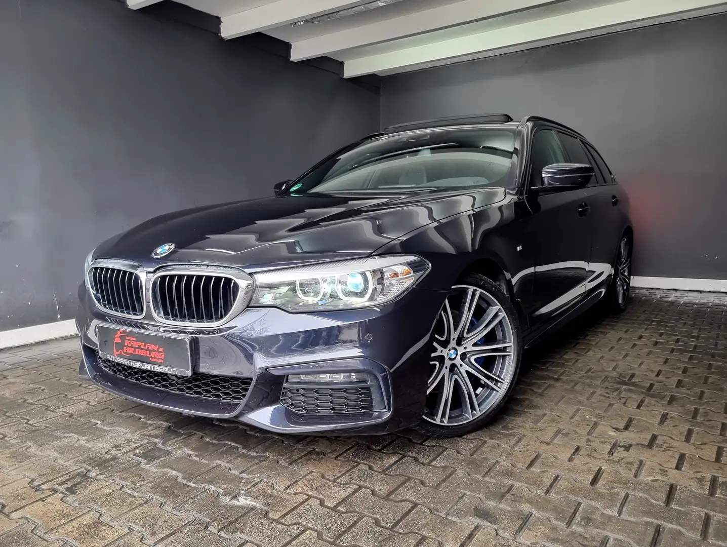 BMW 525 d TOURING, M SPORT, PANORAMA, R-KAMERA, LED Albastru - 1