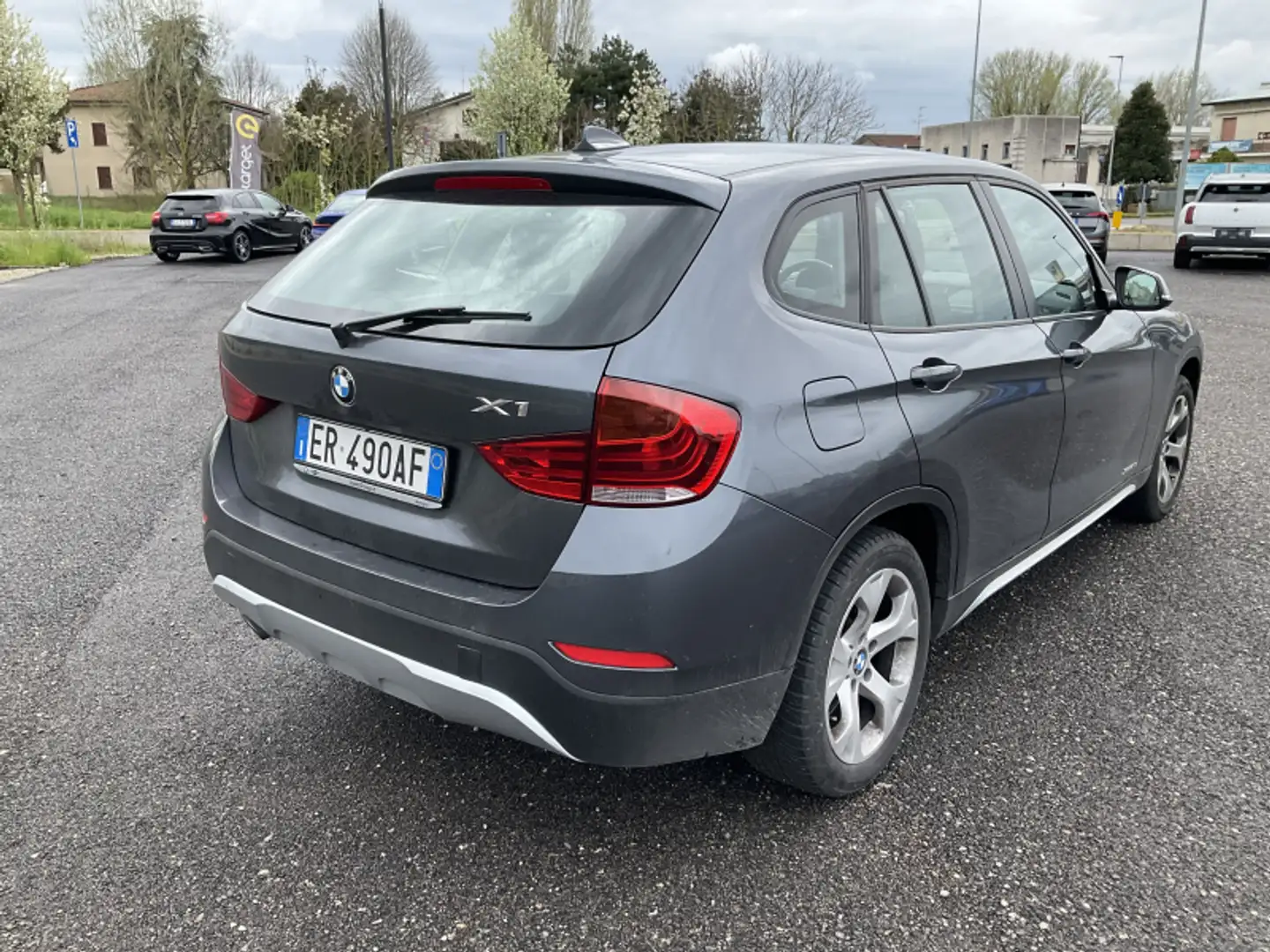 BMW X1 sDrive20d X Line Grigio - 2