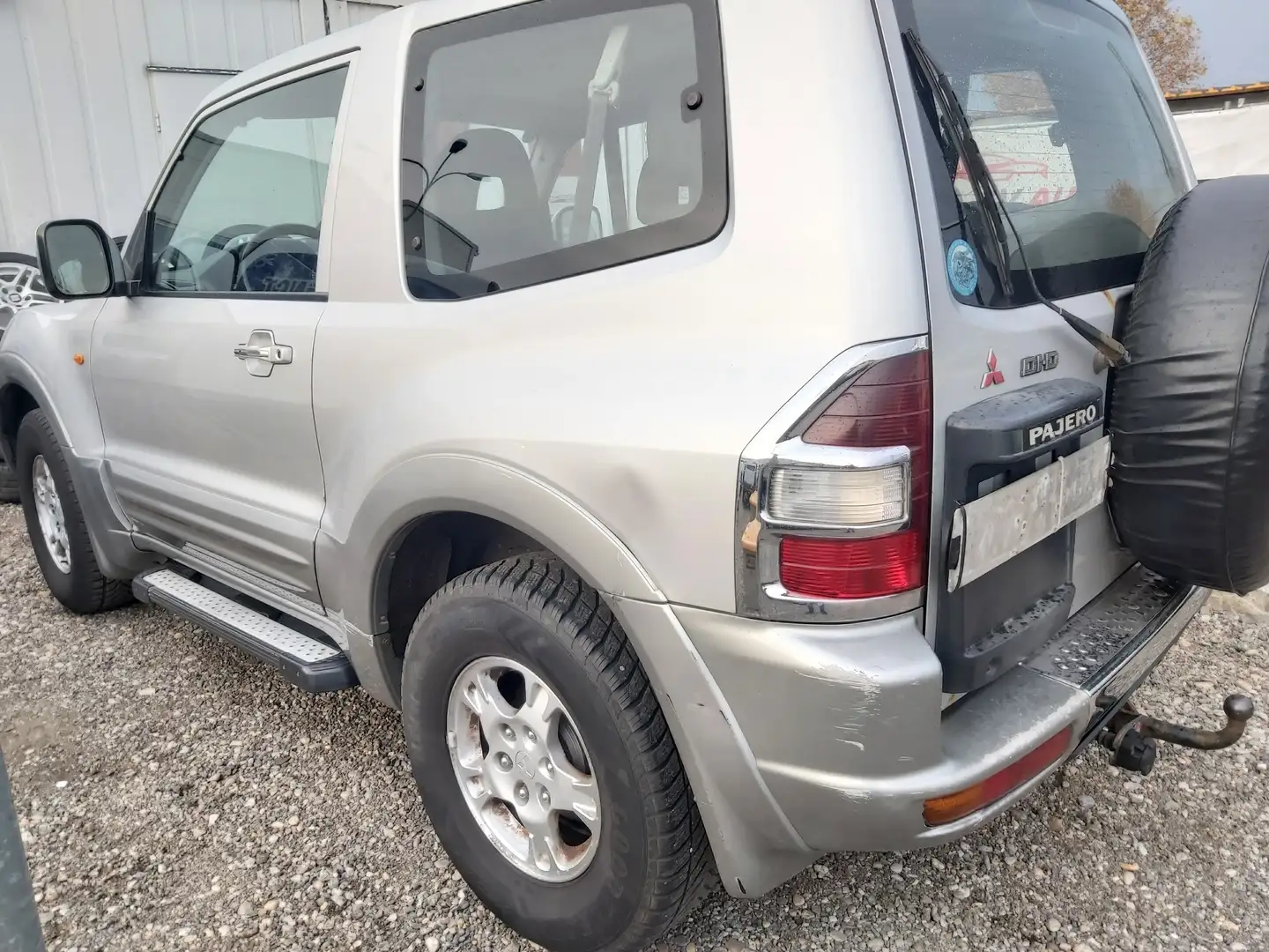 Mitsubishi Pajero GLS 3,2 DI-D TD Aut. Bj 2001 Leder AHK Top Zustand Grau - 2