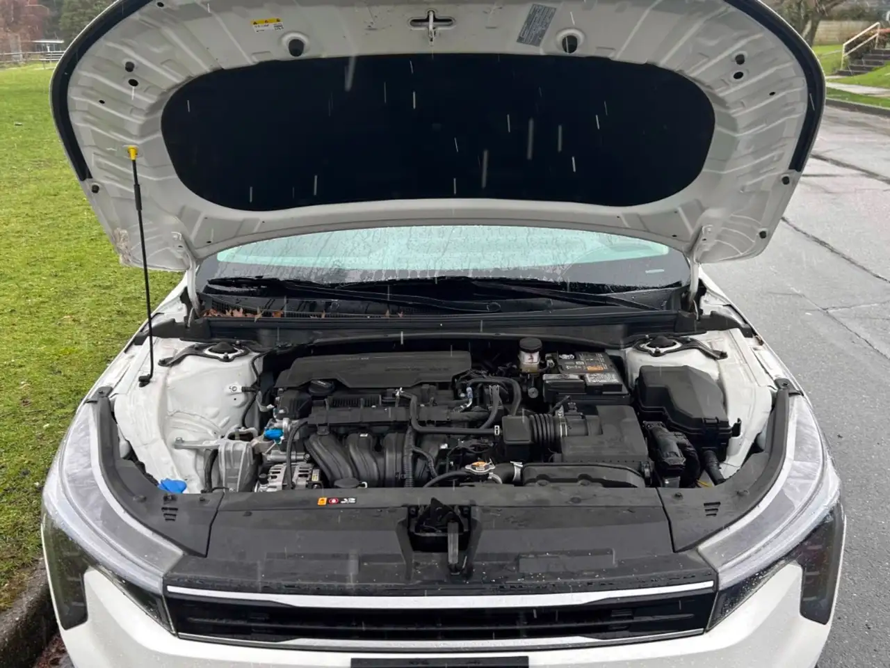 Kia K4 снимка Kia K4