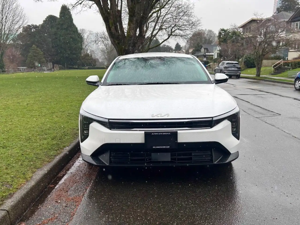 Kia K4 снимка Kia K4