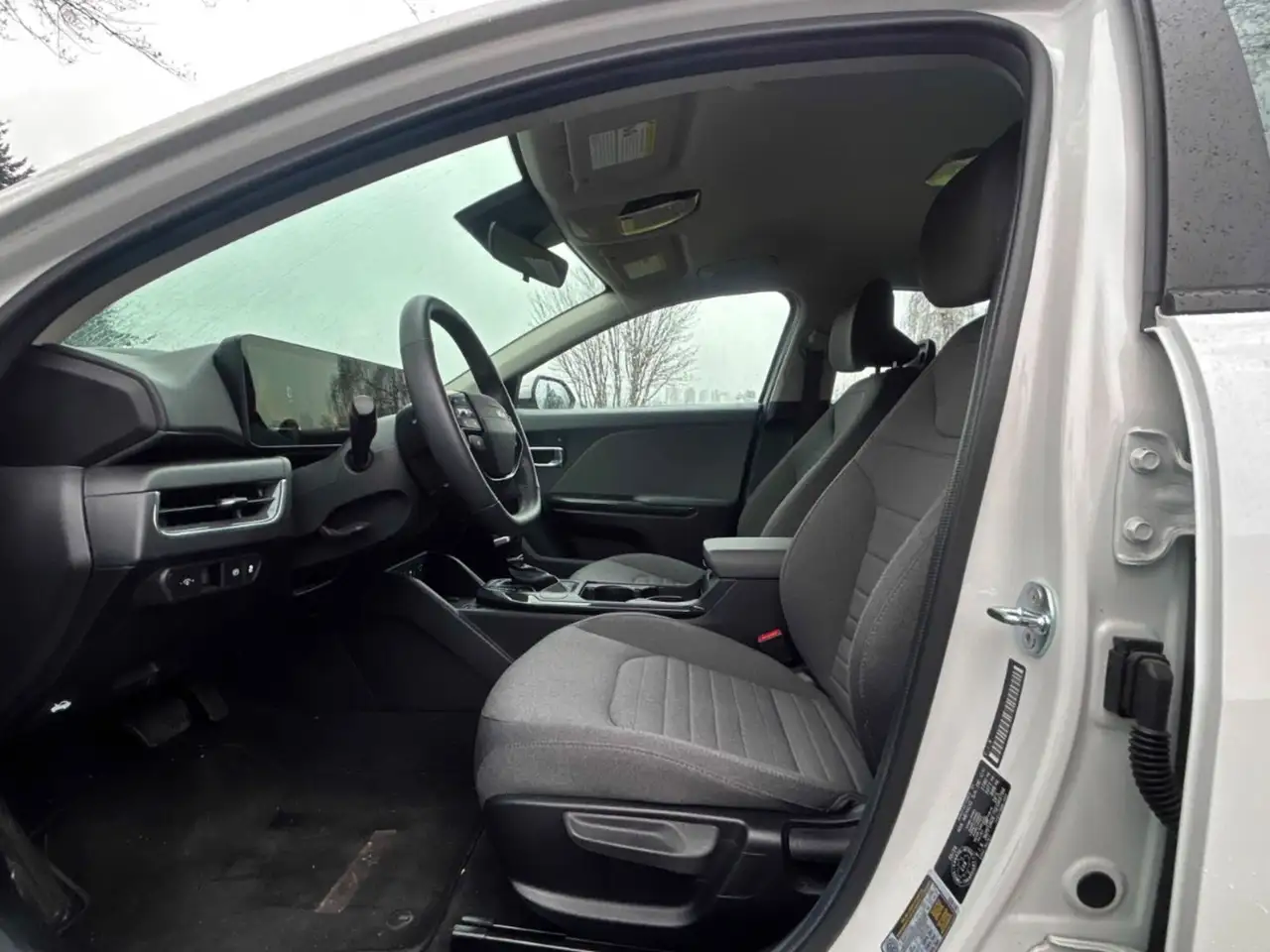 Kia K4 снимка Kia K4