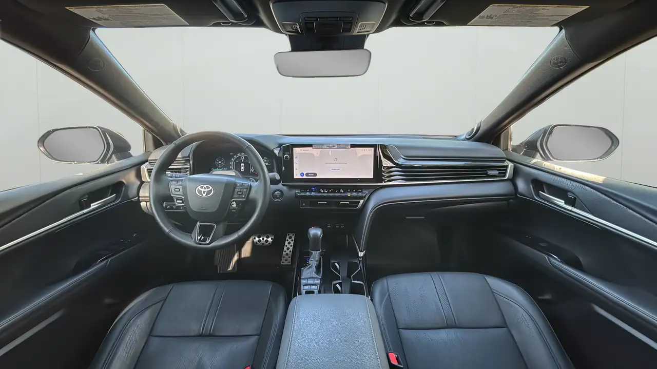Toyota Camry снимка Toyota Camry