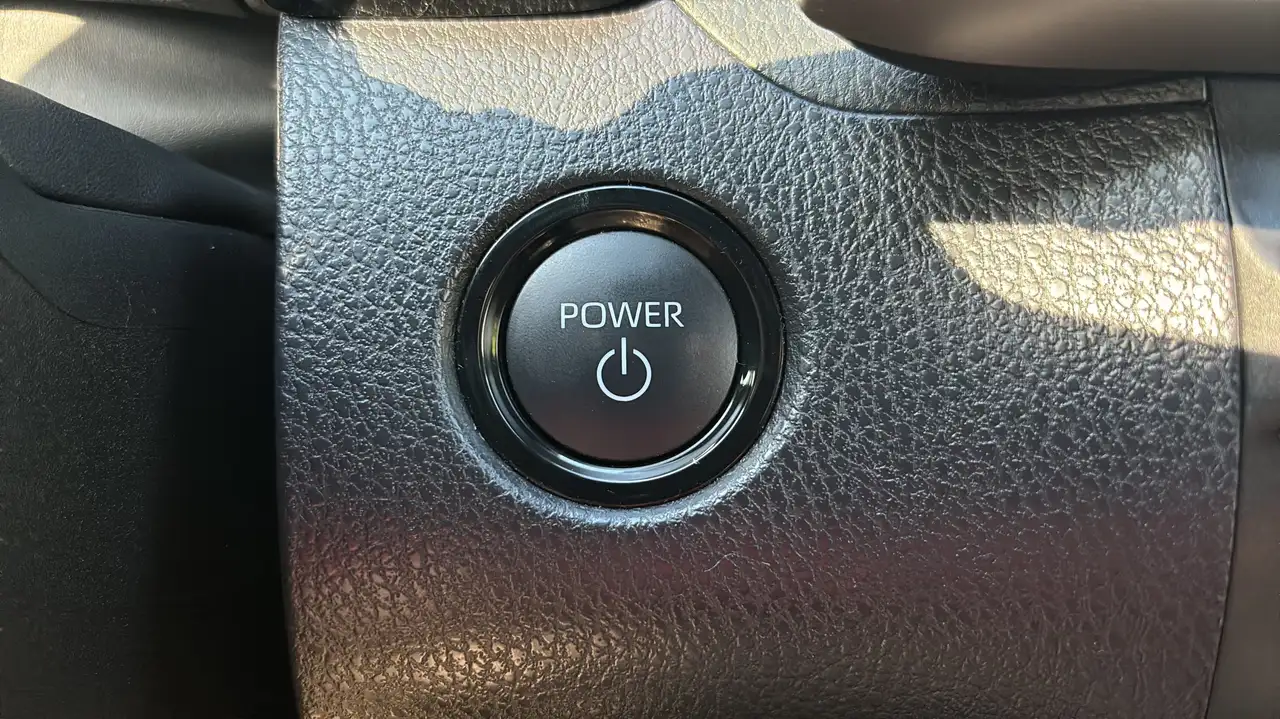 Toyota Camry снимка Toyota Camry