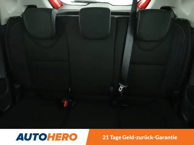 Renault Clio view 15
