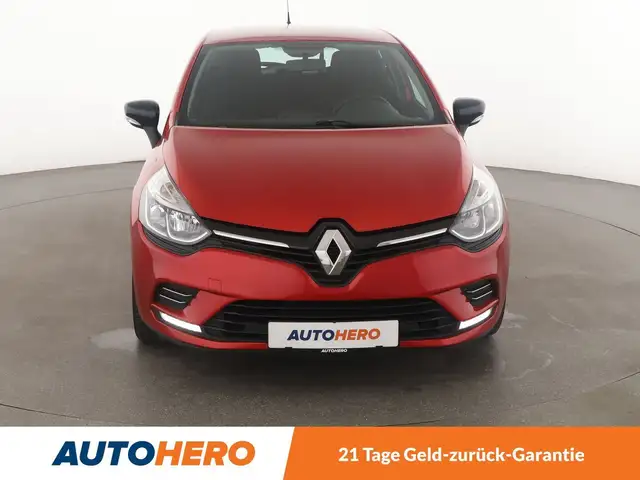 Renault Clio view 9