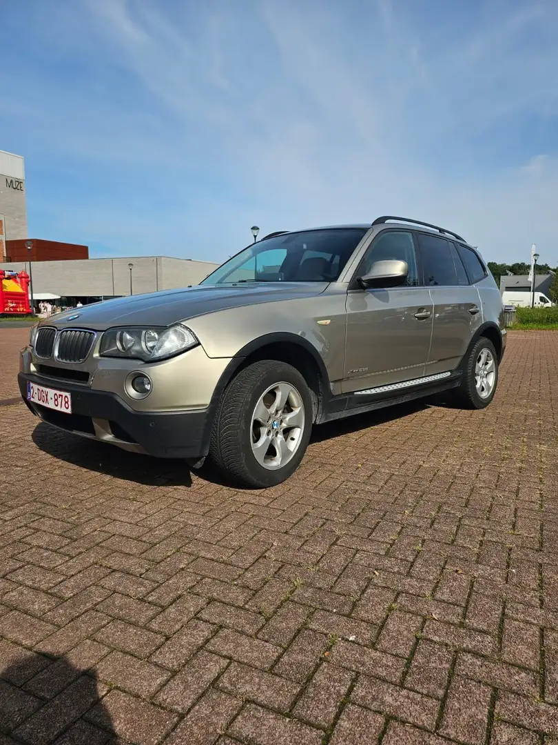 BMW X3 xDrive20d Beige - 2