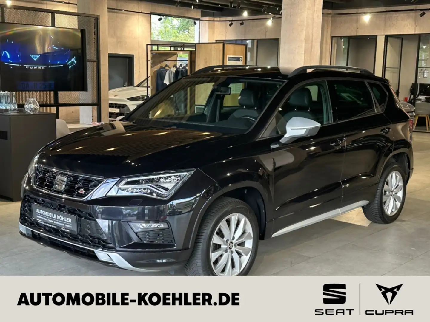 SEAT Ateca FR 1.4 TSI AHK-klappbar Navi LED Mehrzonenklima Fa Schwarz - 1