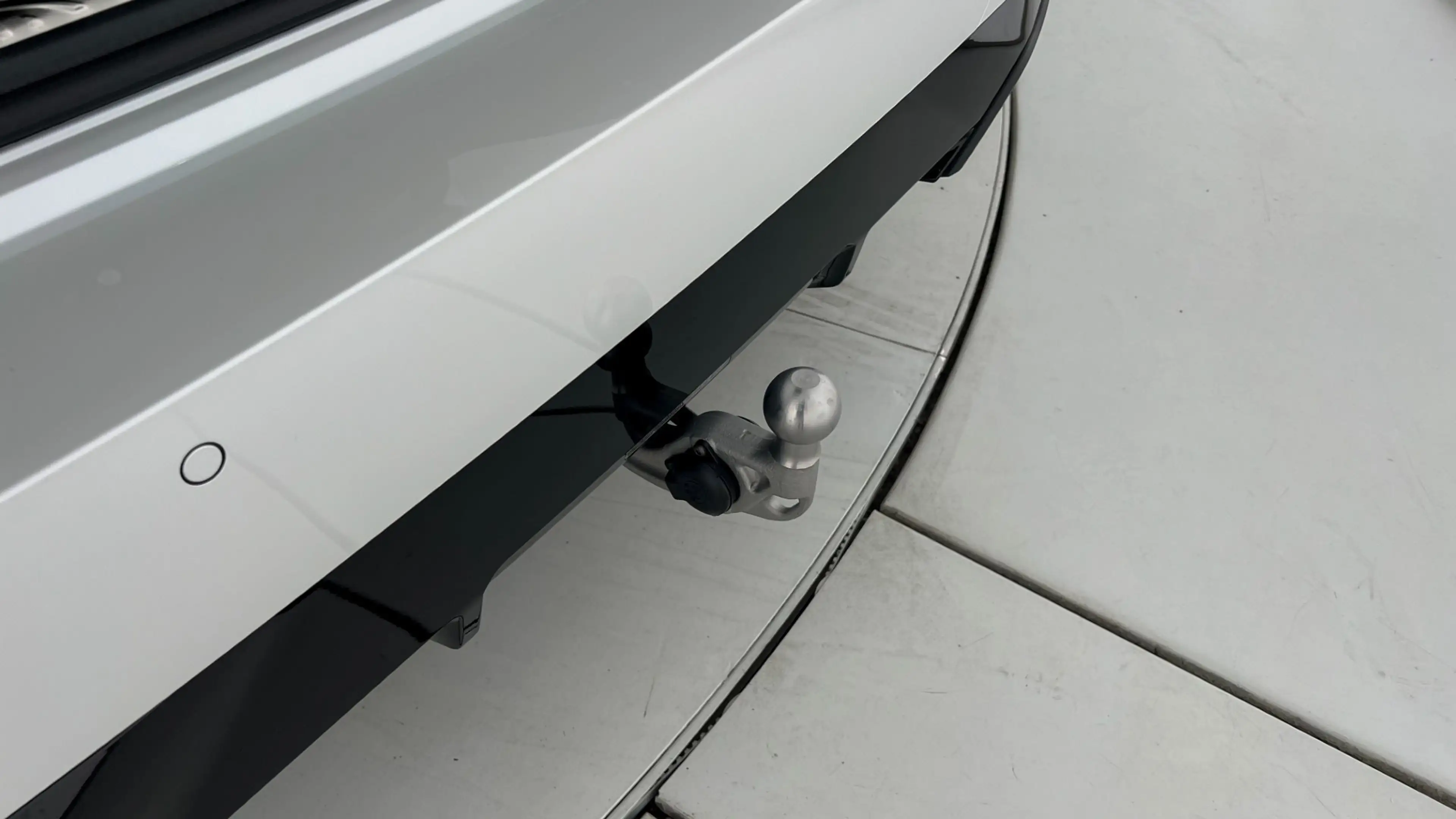 BMW i5 xDrive40 — photo 10