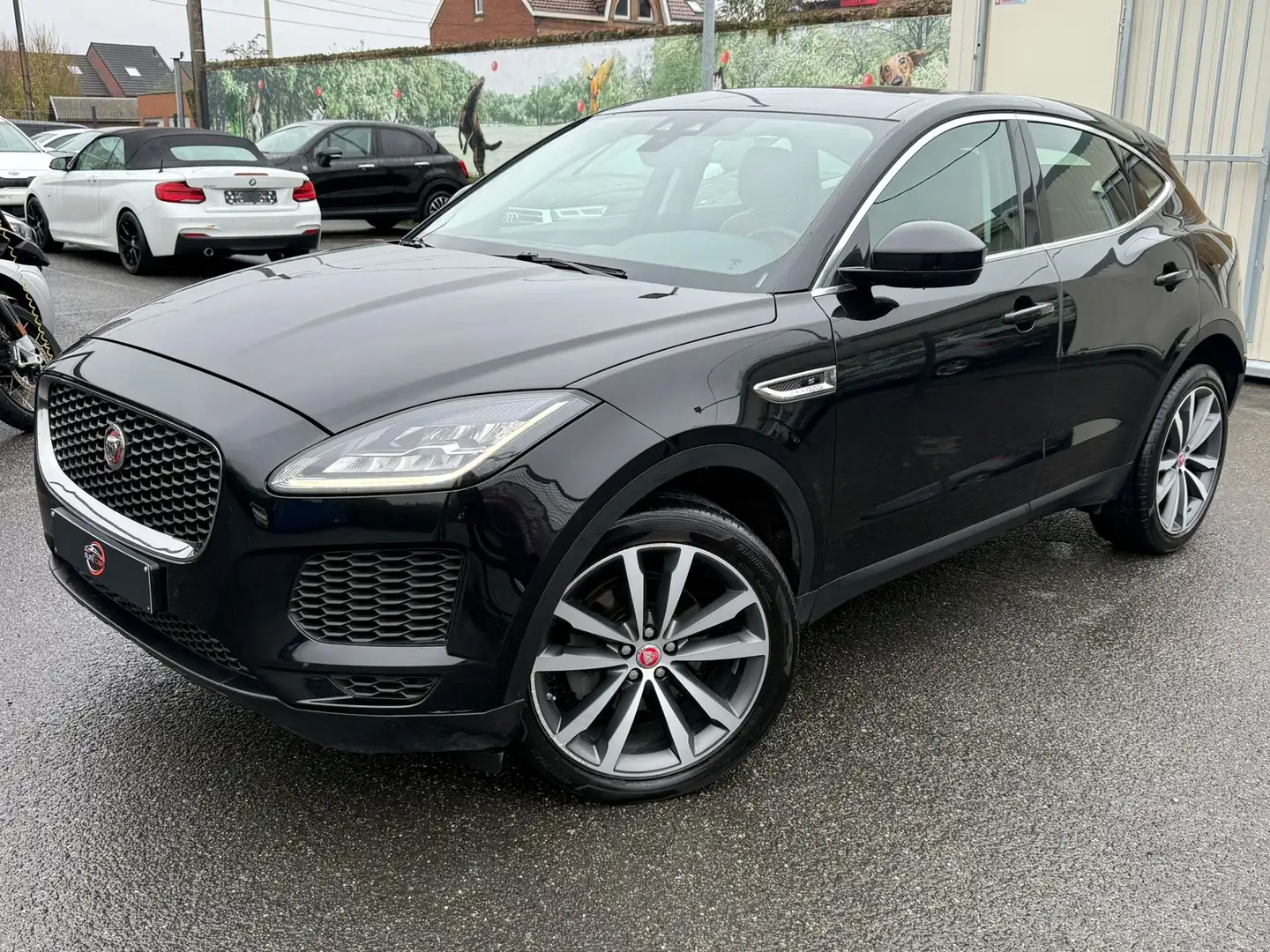 Jaguar E-Pace 2.0 D AWD S / CUIR / CAMERA / CARPLAY / PDC / Schwarz - 1