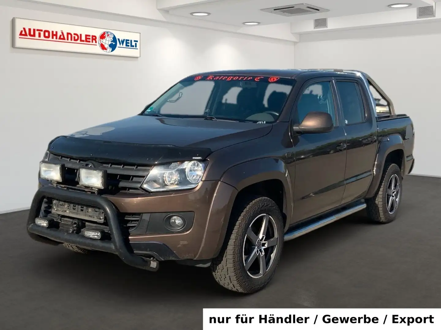 Volkswagen Amarok 2.0 TDI DoubleCab 4WD Navi AAC AHK Hnědá - 1