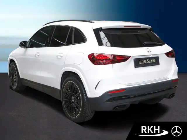 Mercedes-Benz Gla view 4