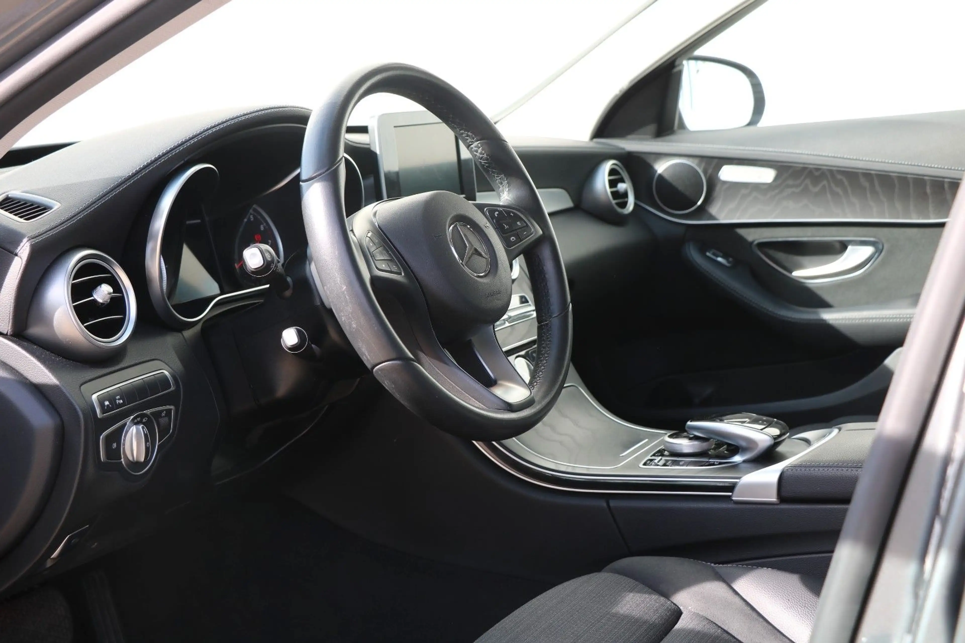 Mercedes-Benz C 350 e T Exclusive *AHK*BUSINESS*RFK*8FACH* — photo 6