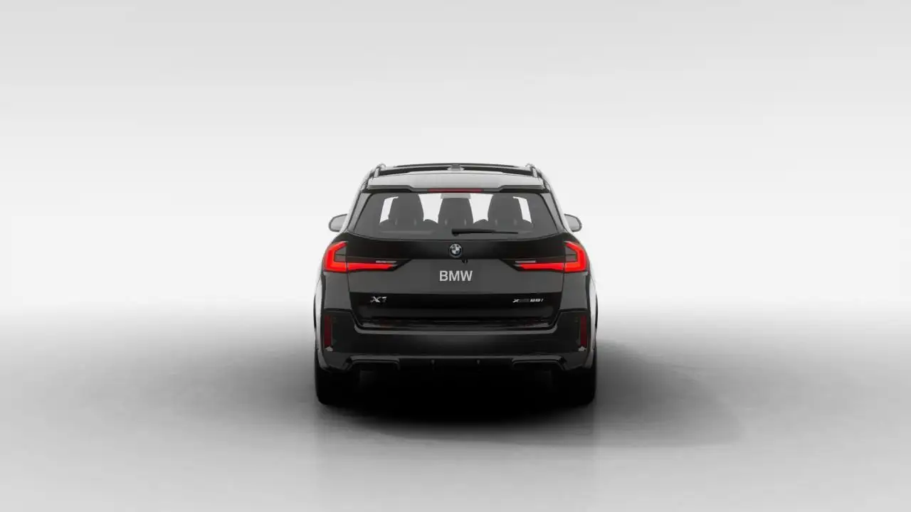 BMW X1 снимка BMW X1