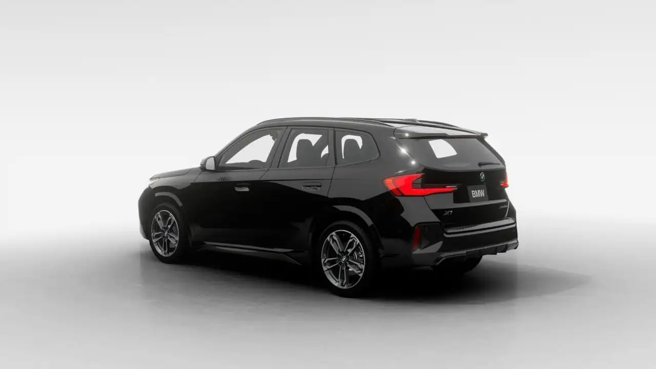 BMW X1 снимка BMW X1