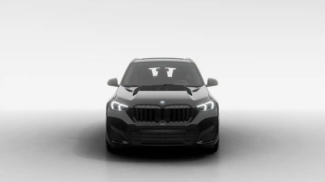 BMW X1 снимка BMW X1