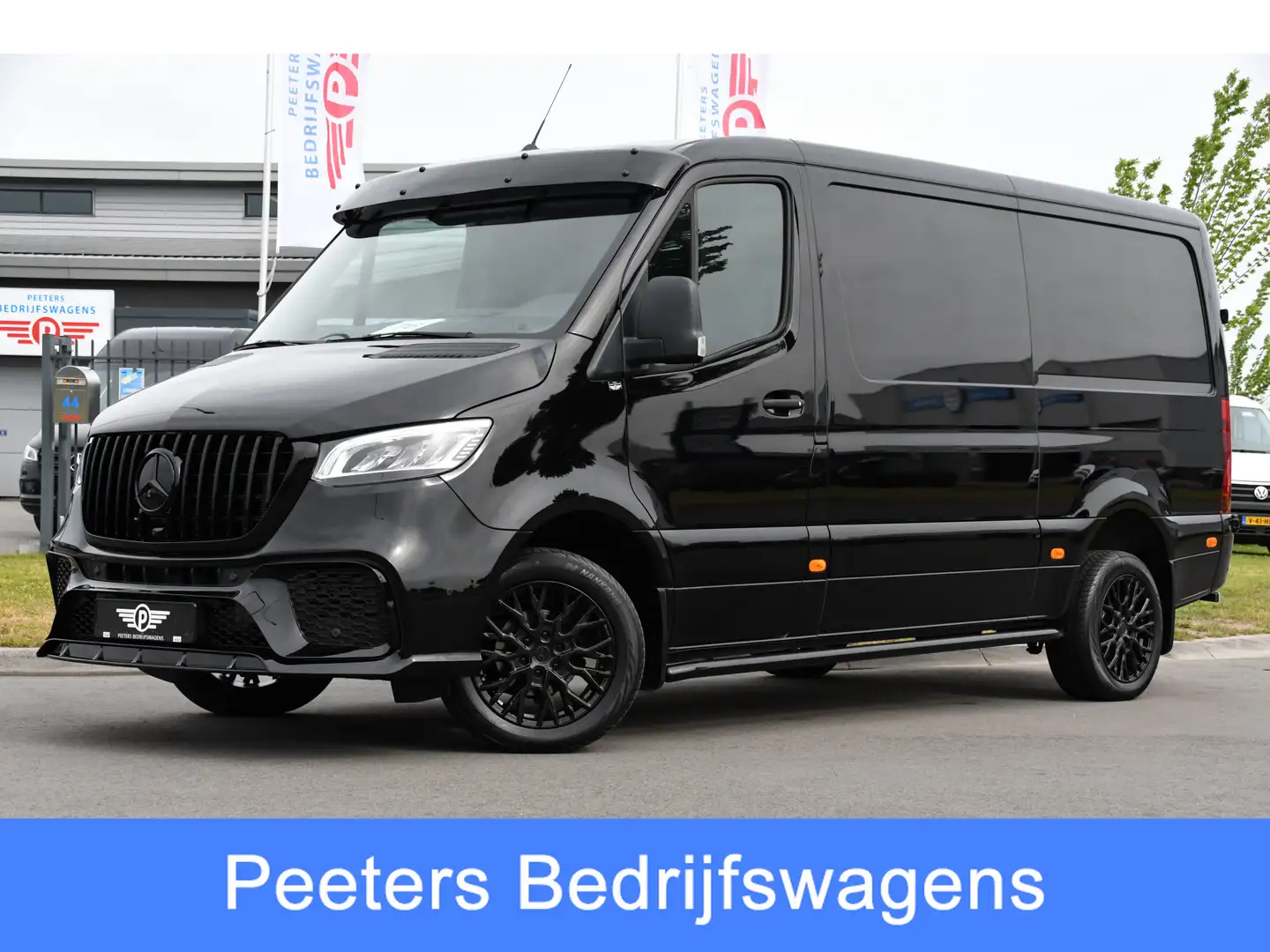 Mercedes-Benz Sprinter 319 3.0 CDI L2H1 AMG Edition Adaptieve Cruise, 360 Noir - 1