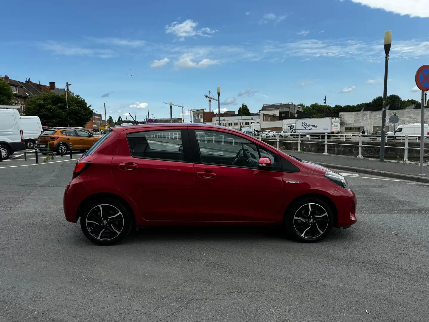 Toyota Yaris 1.5i VVT-i Hybrid C. and pack CT OK - 1