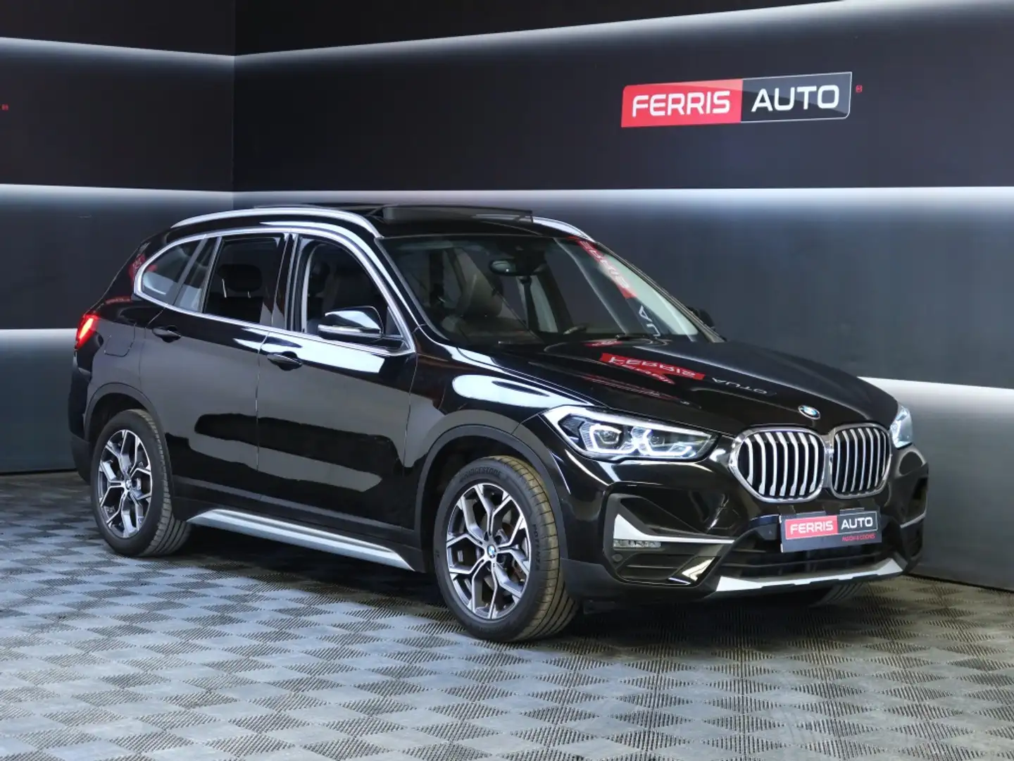 BMW X1 xDrive25eA Noir - 1