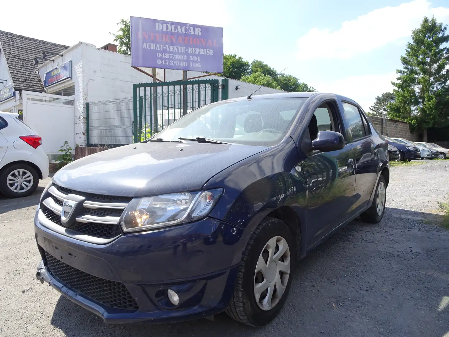 Dacia Logan 1.2i Laureate Bleu - 2