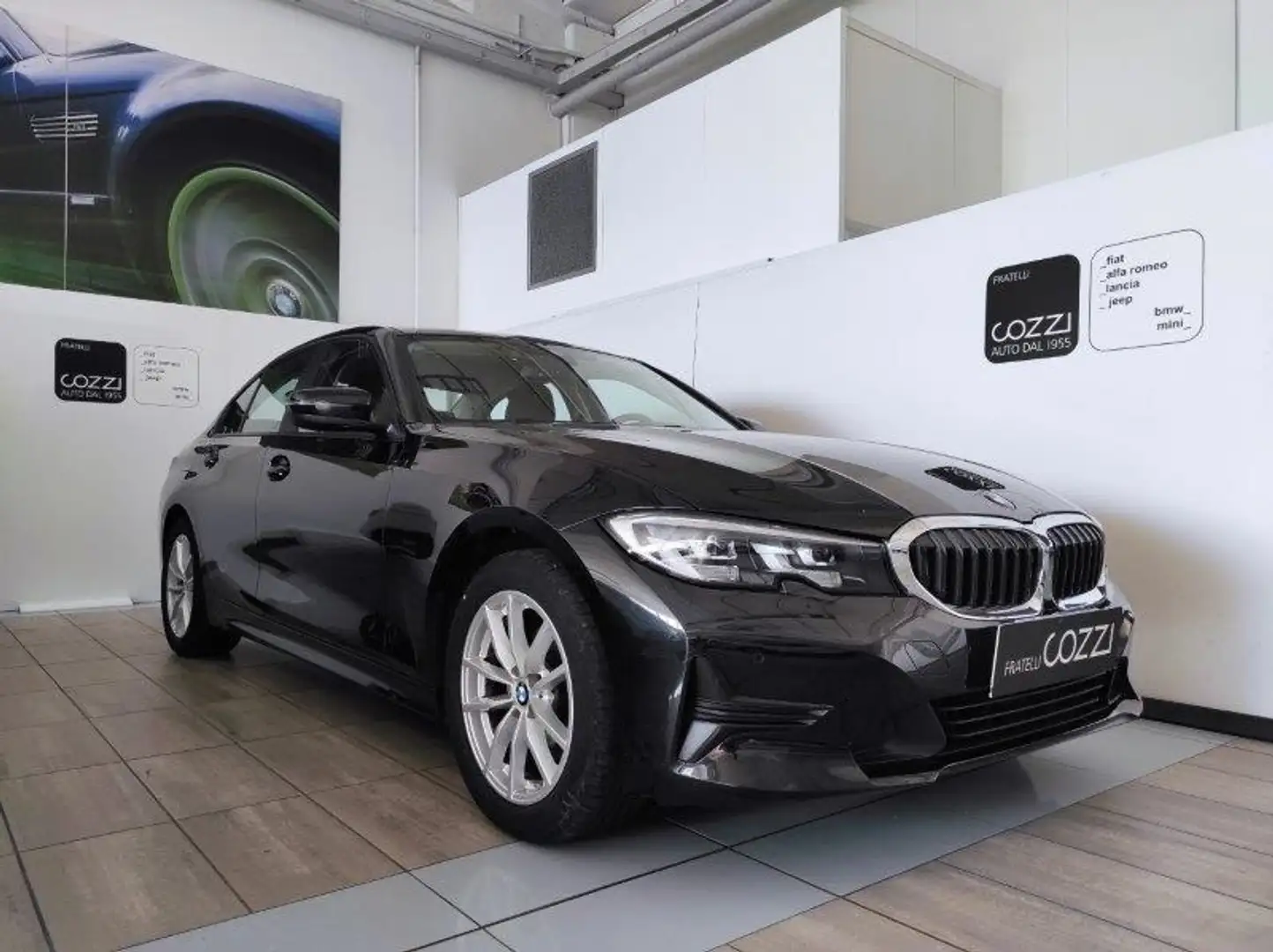 BMW 320 Serie3(G20/21/80/81 - 320d 48V xDrive Business Adv Noir - 1