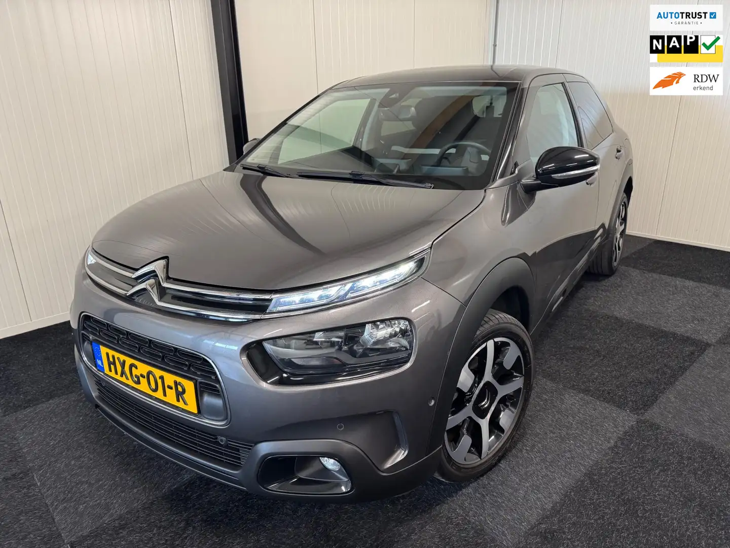 Citroen C4 Cactus 1.2 PureTech 2020 110PK LUXE/KEYLESS/PANO/DODEH/LA Grau - 1