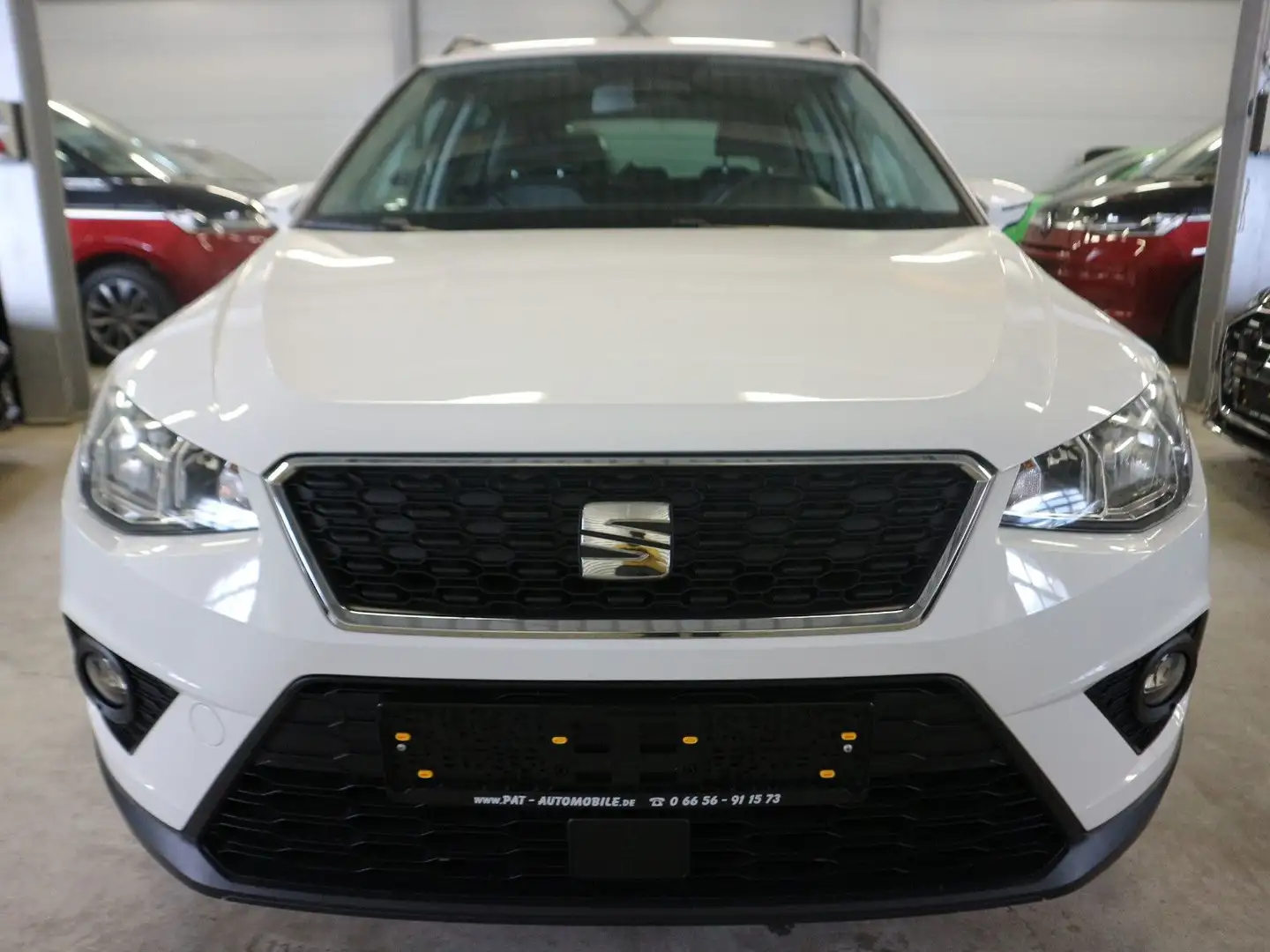 SEAT Arona Style 1.6 TDI AHK Klima SHZ Temp Navi PDC Weiß - 2