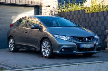 Civic 2.2 i-DTEC Sport