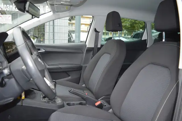 Seat Ibiza view 7
