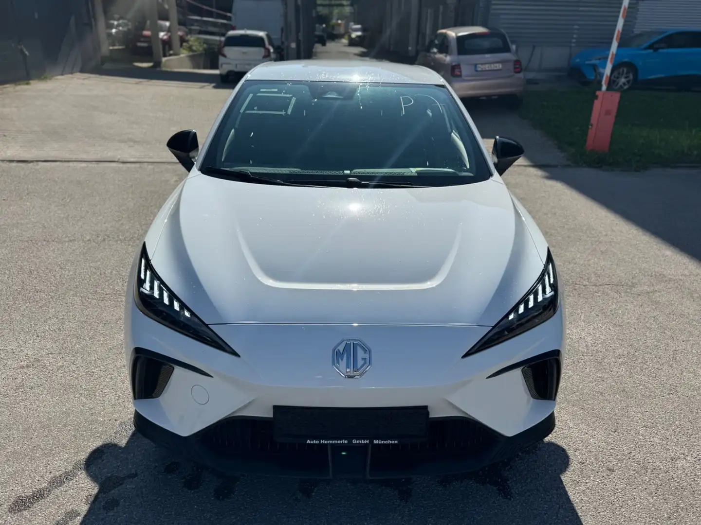 MG MG4 EV Comfort *GROßE BATTERIE* Alb - 2
