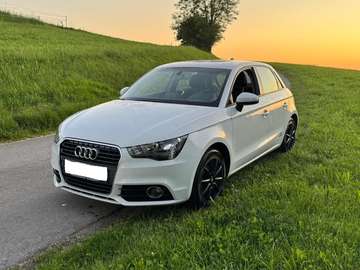 Audi A1 TFSI Sportback 85 PS Schaltgetr. SHZ, Navi, PDC