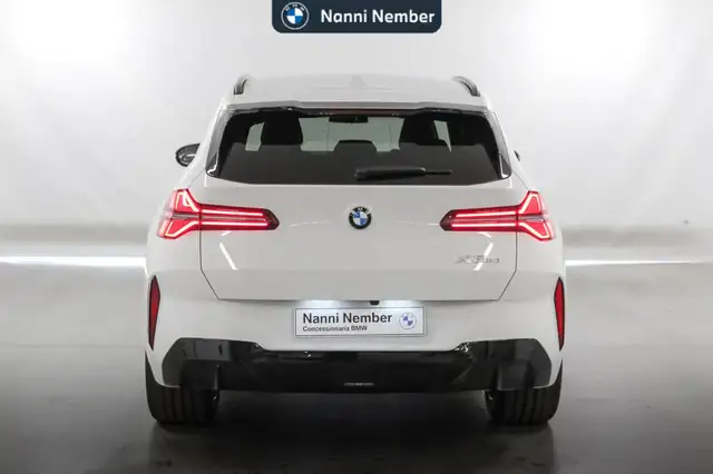BMW X3 view 4