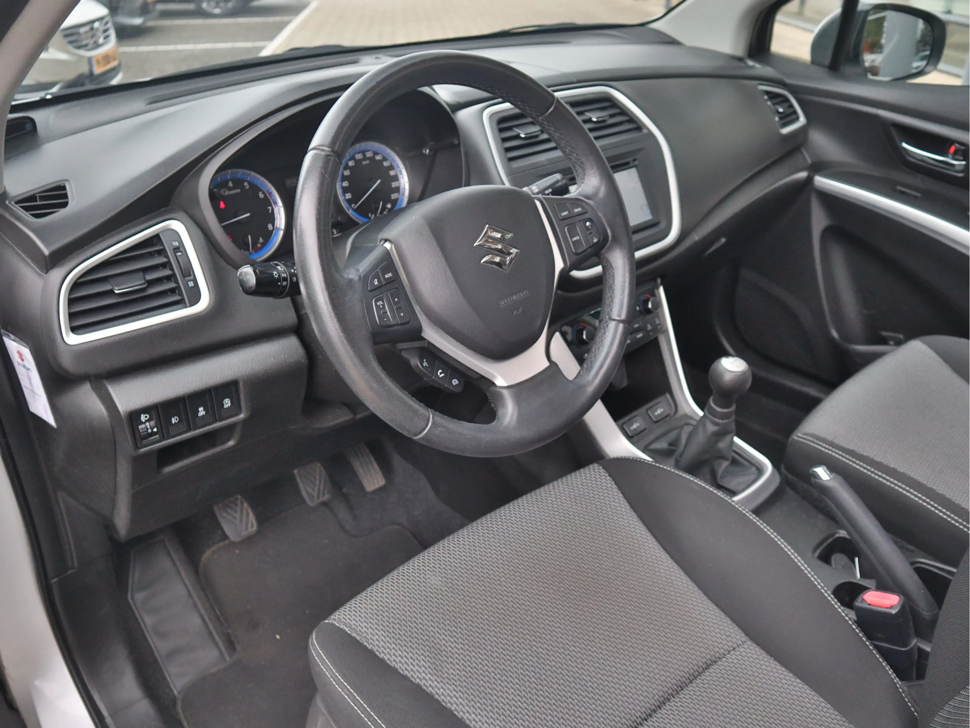 Suzuki SX4 S-Cross 1.6 Exclusive | Navigatie | Parkeer senoren achter — photo 2