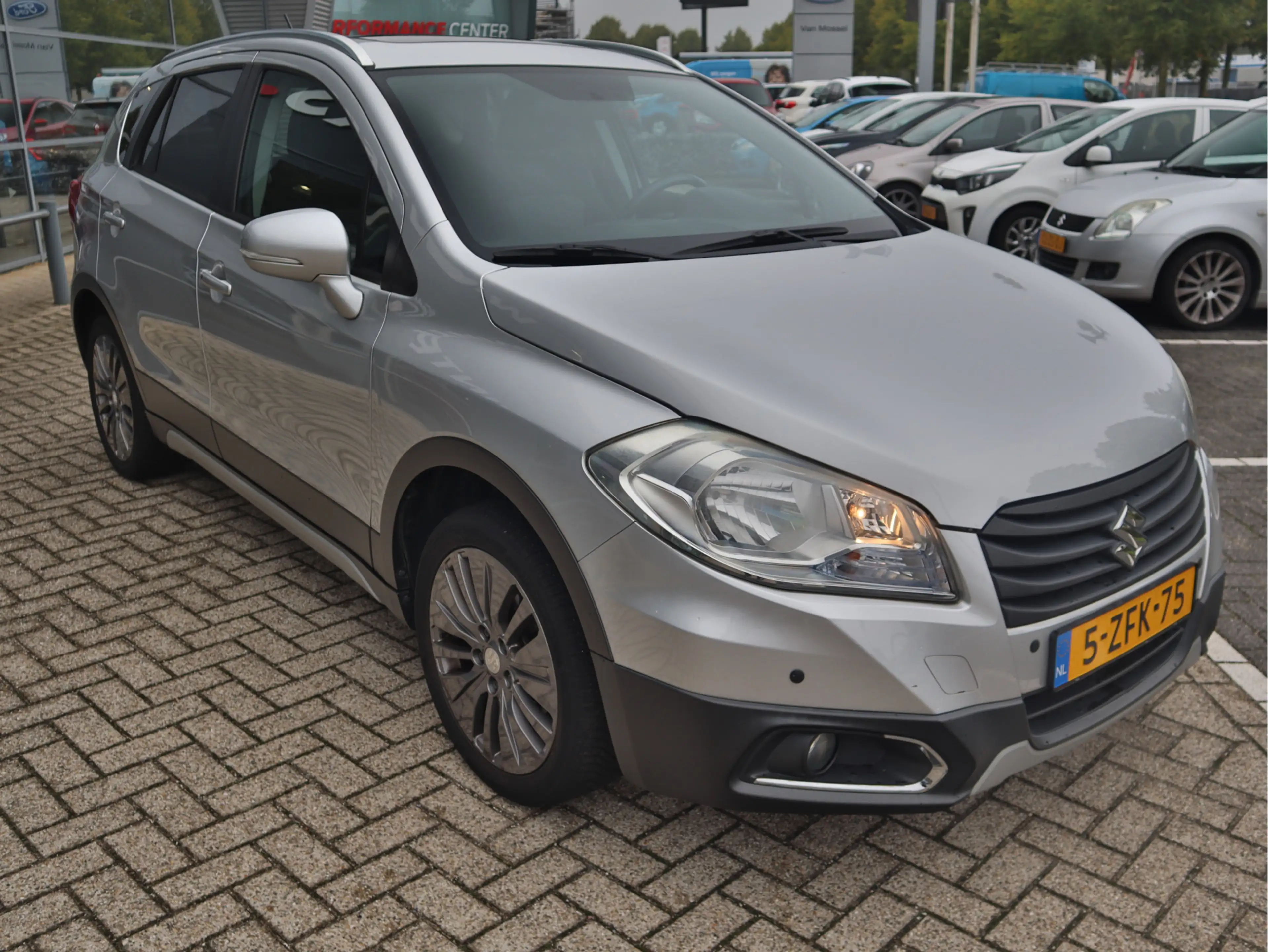 Suzuki SX4 S-Cross 1.6 Exclusive | Navigatie | Parkeer senoren achter — photo 6