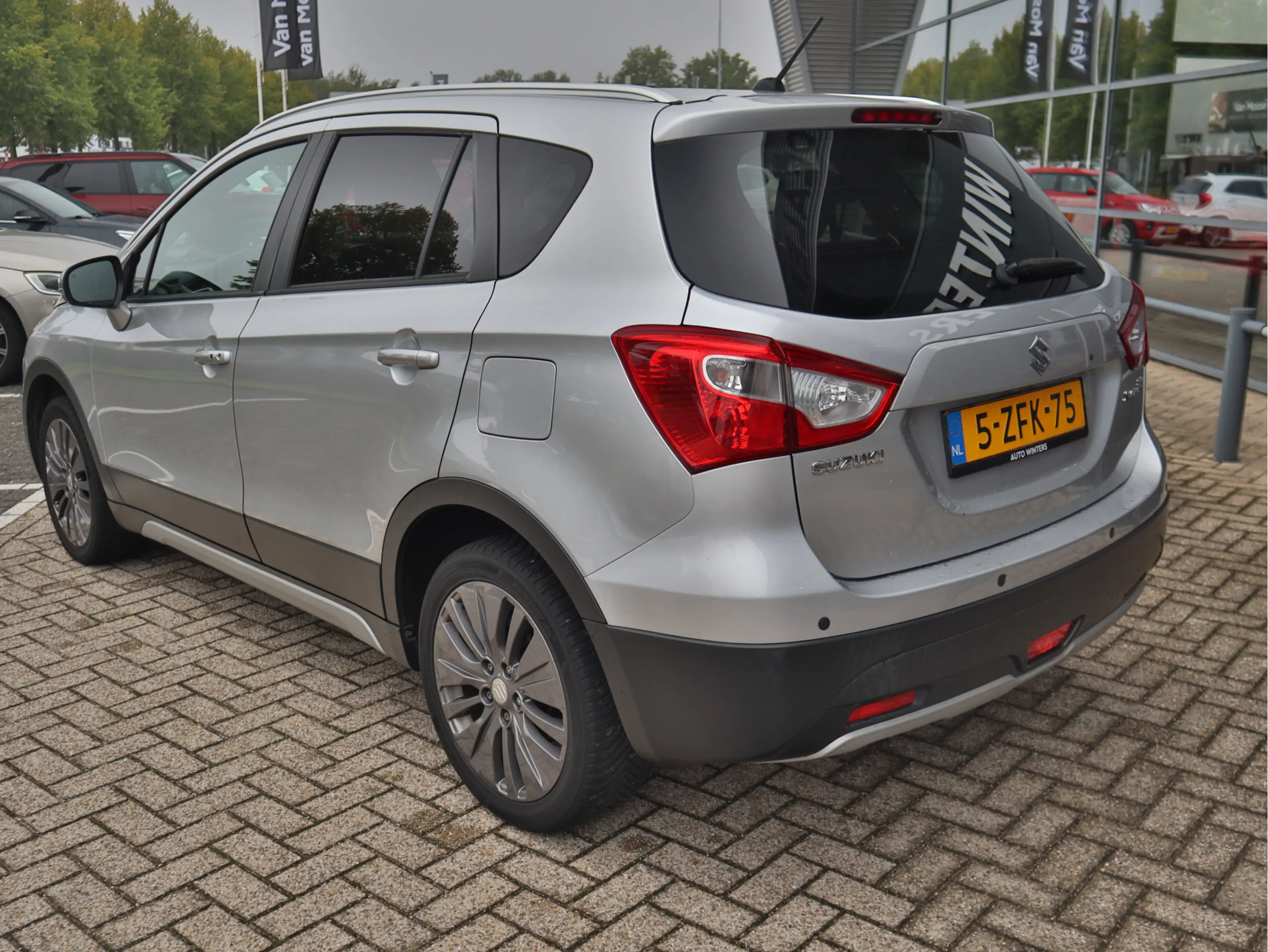 Suzuki SX4 S-Cross 1.6 Exclusive | Navigatie | Parkeer senoren achter — photo 3