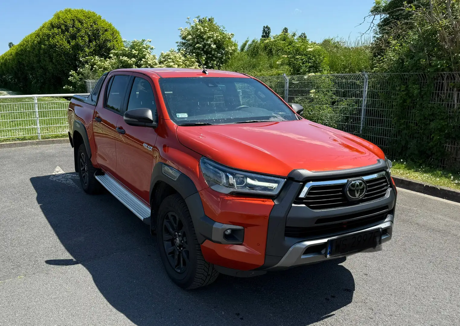 Toyota Hilux DBLE CAB 4WD 2.8L 204 D-4D BVA invincible - 2