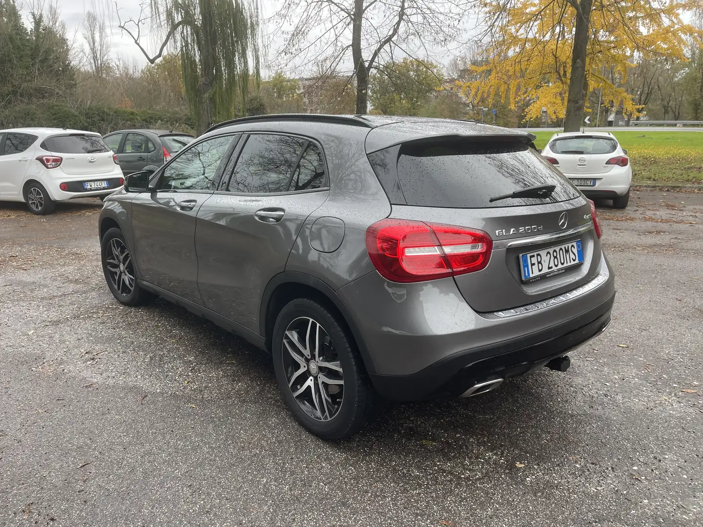 Mercedes-Benz GLA 200 d (cdi) Sport 4matic auto - 2