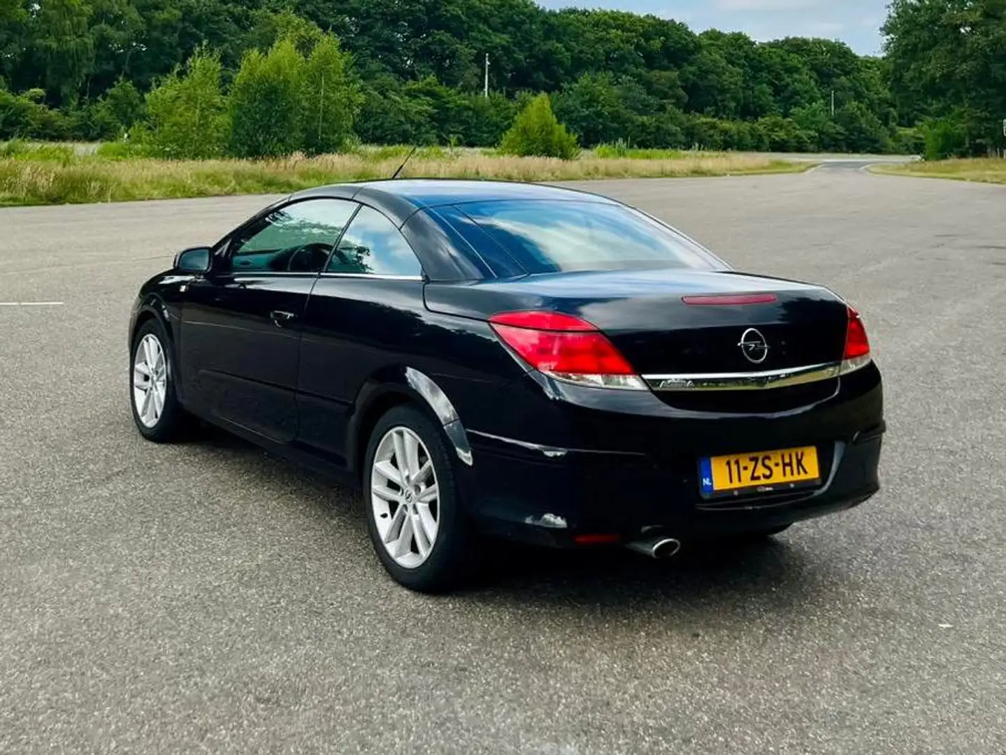 Opel Astra Astra 1.8 Temptation Zwart - 2