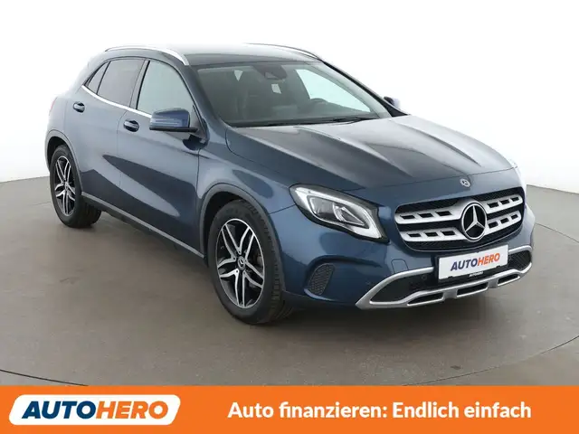 Mercedes-Benz Gla view 8