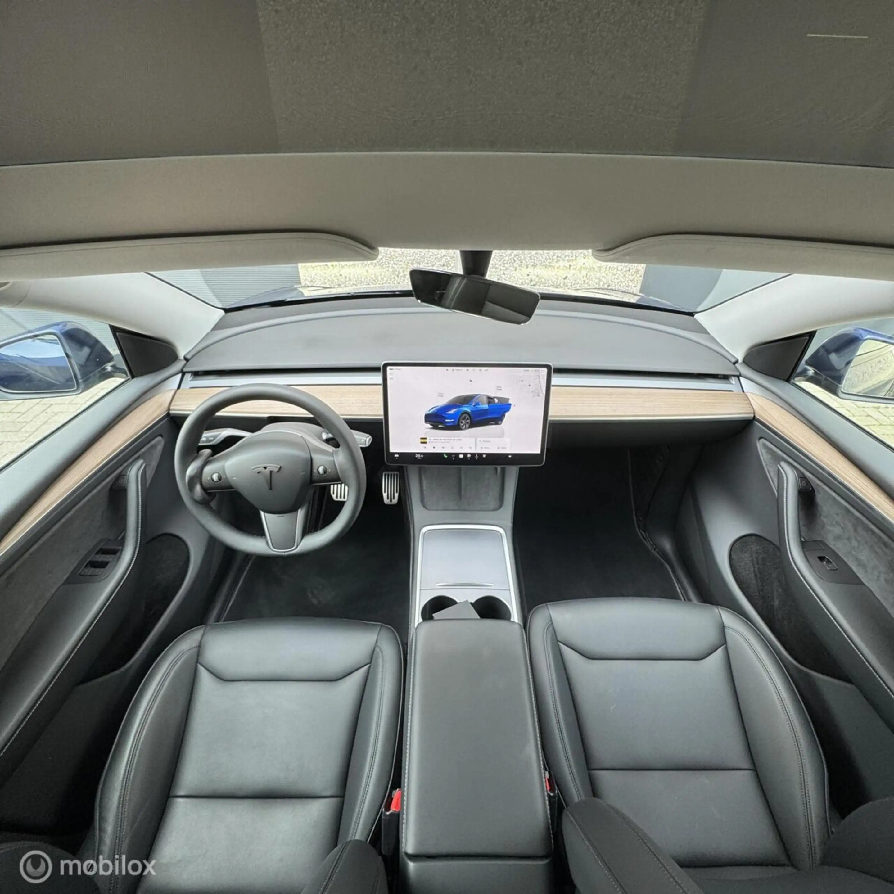 Tesla Model Y RWD + MMX PACK + IAP + TREKHAAK + SOH 96.4% — photo 11