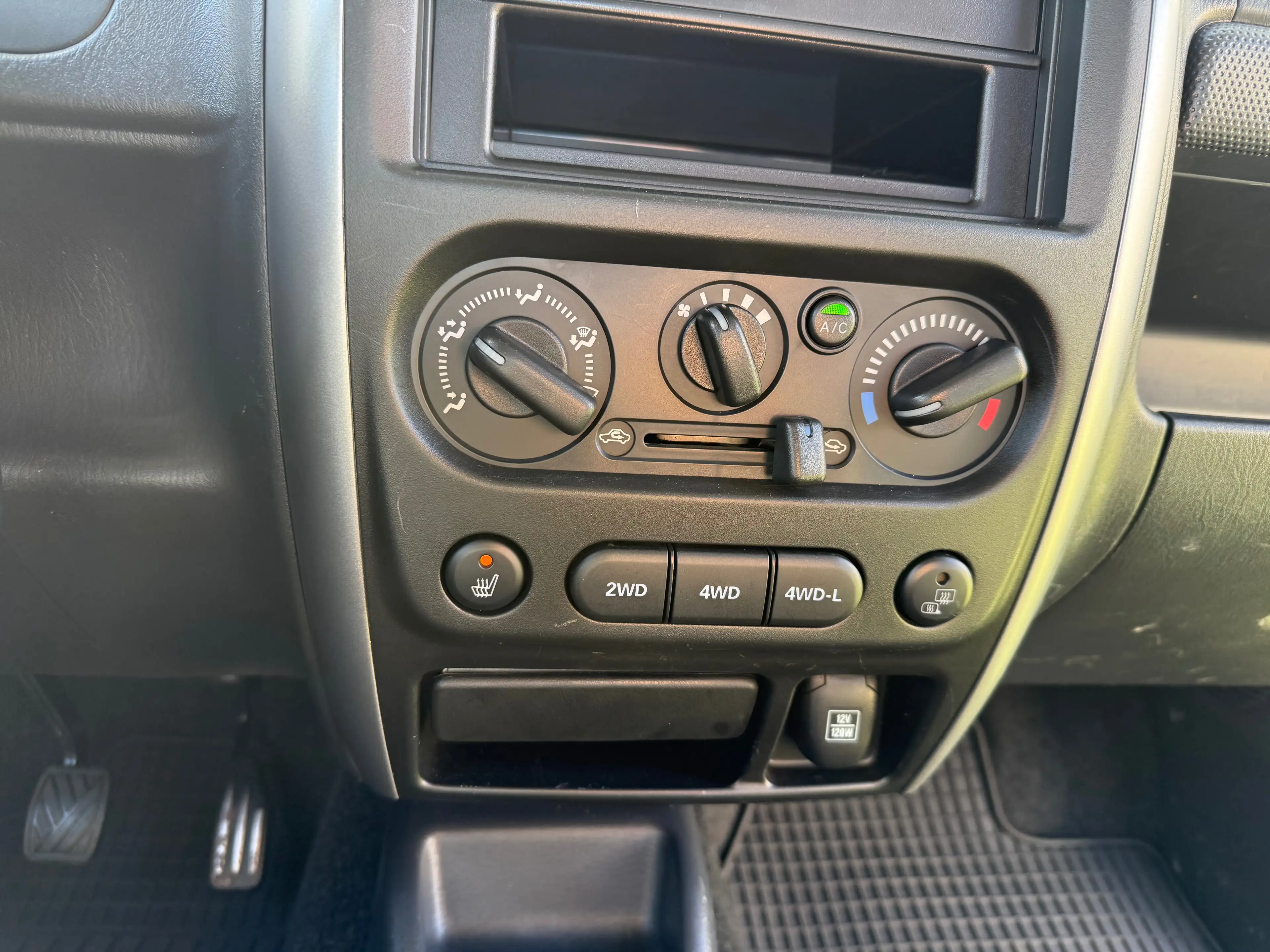 Suzuki Jimny Jimny Comfort Ranger ALLGRIP 4x4 FJ Klima — photo 7