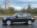 BMW X1 18 d xDrive Schwarz - thumbnail 1