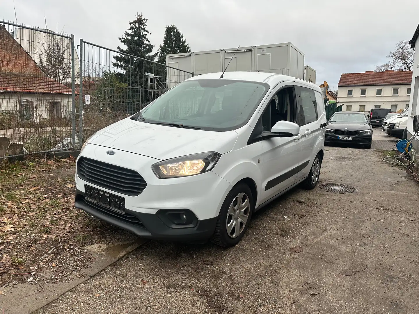 Ford Transit Courier Kombi Trend Bianco - 1